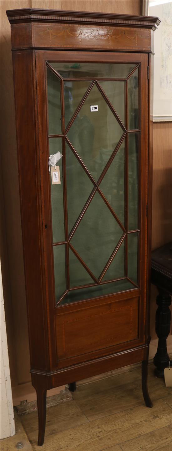 An Edwardian floor-standing mahogany corner display cabinet, H.185cm